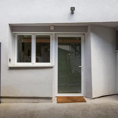 Maison Au Bout De La Grange *